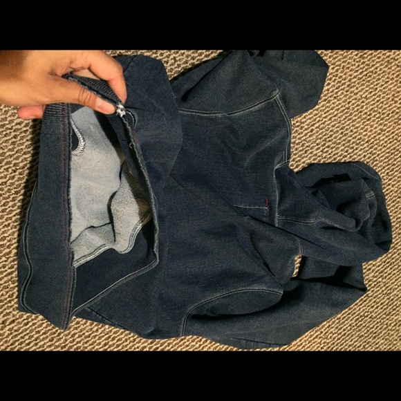 Sweater - Picture 3 of 4